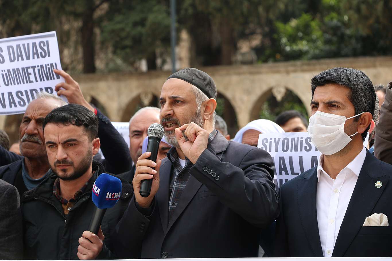 Şanlıurfa Kudüs'e sahip çıktı