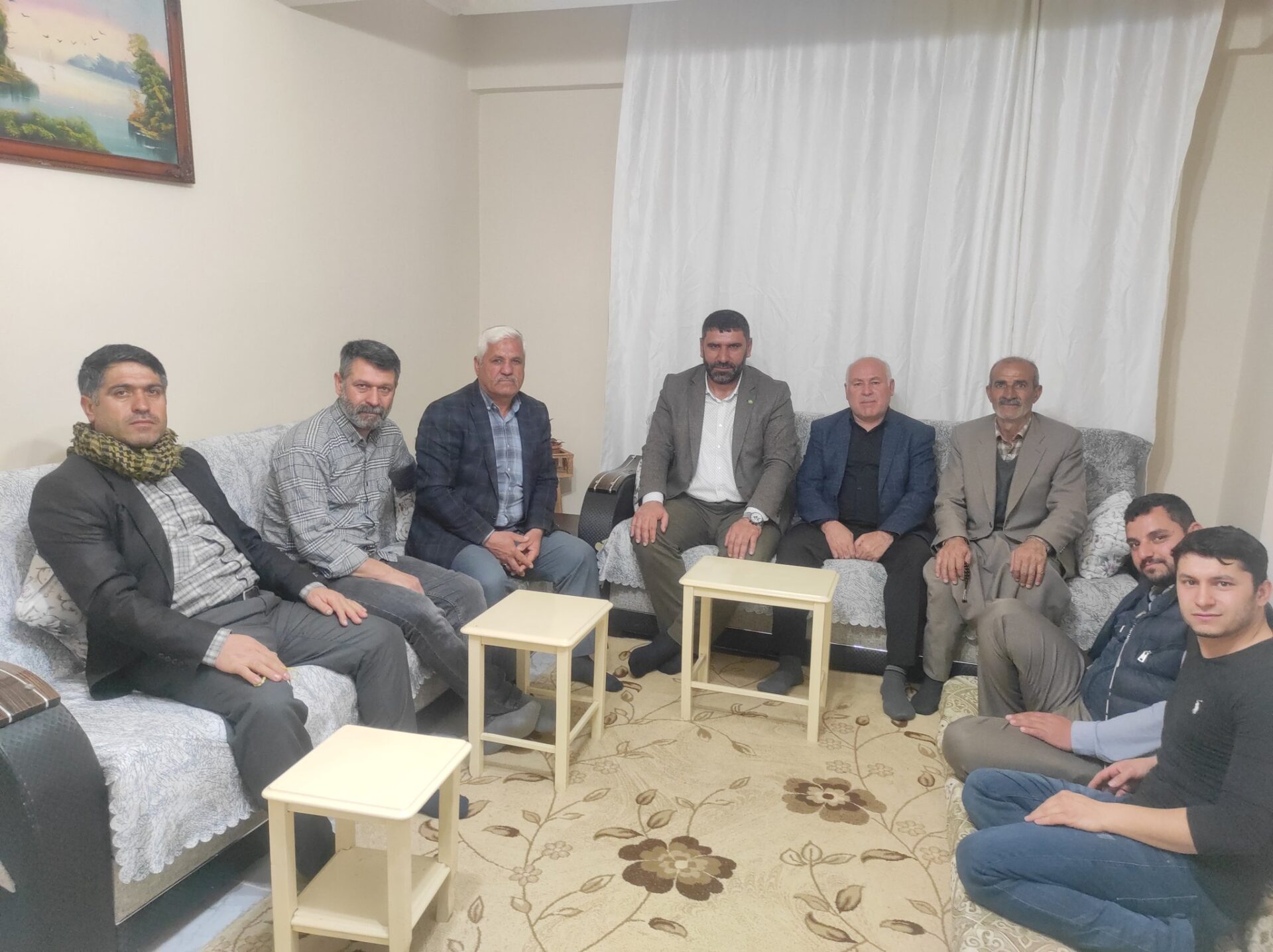 HÜDA PAR Karaköprü halkının sorunlarını dert edindi