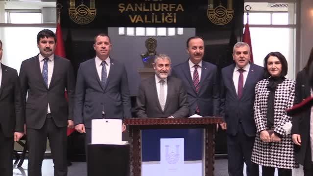 Bakan Nebati Şanlıurfa'da ziyaretlerde bulundu