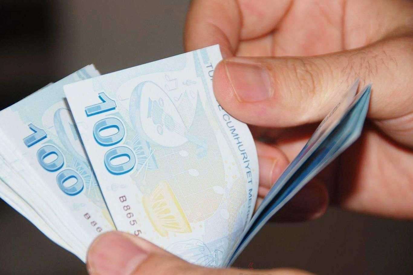 Yurt dışına çıkış harç bedeli arttı