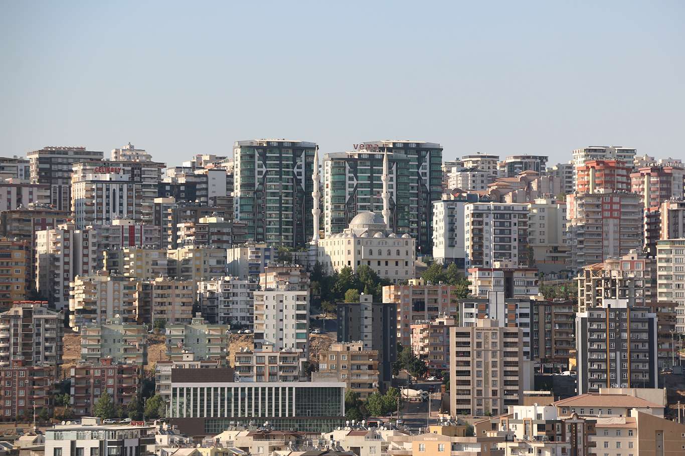 Şanlıurfa Tüm Emlakçılar Odası Başkanı Tokmak: Satışa sunulan daire fiyatları iyi analiz edilmeli!