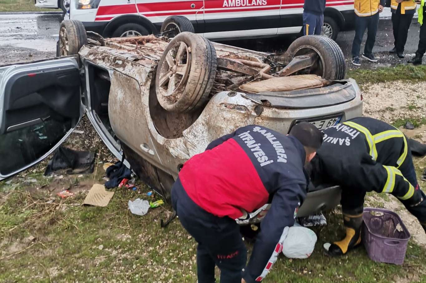 Nişana giderken kaza yaptılar: 9 yaralı