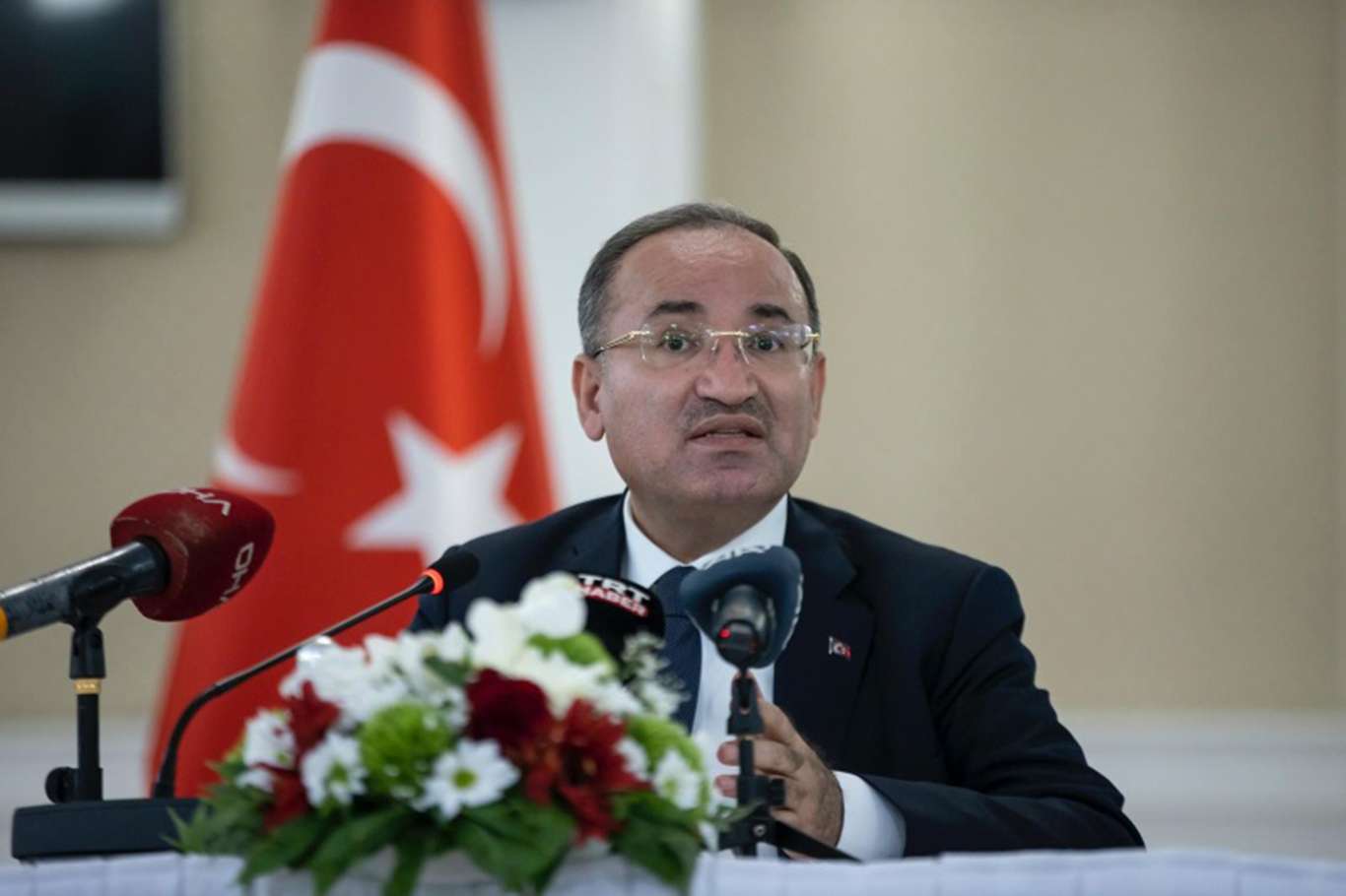 Bakan Bozdağ o iddiaları yalanladı!
