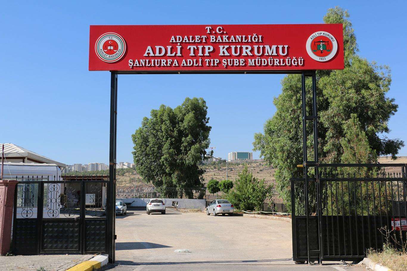 Şanlıurfa'da otel inşaatında yangın! Bir ölü