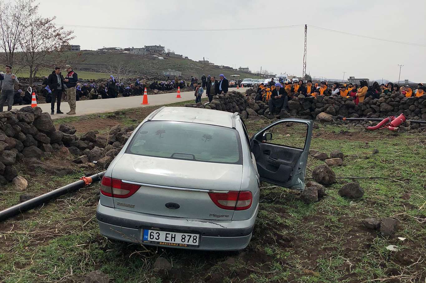 Şanlıurfa'da otomobil şarampole yuvarlandı: 1 ölü