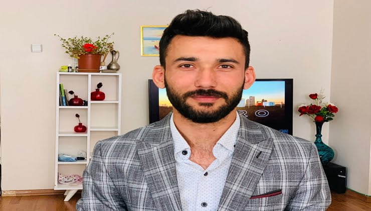 Dijital Medya Uzmanı Erdoğan: Sosyal medyada farklı bir Müslüman tipi olamaz!