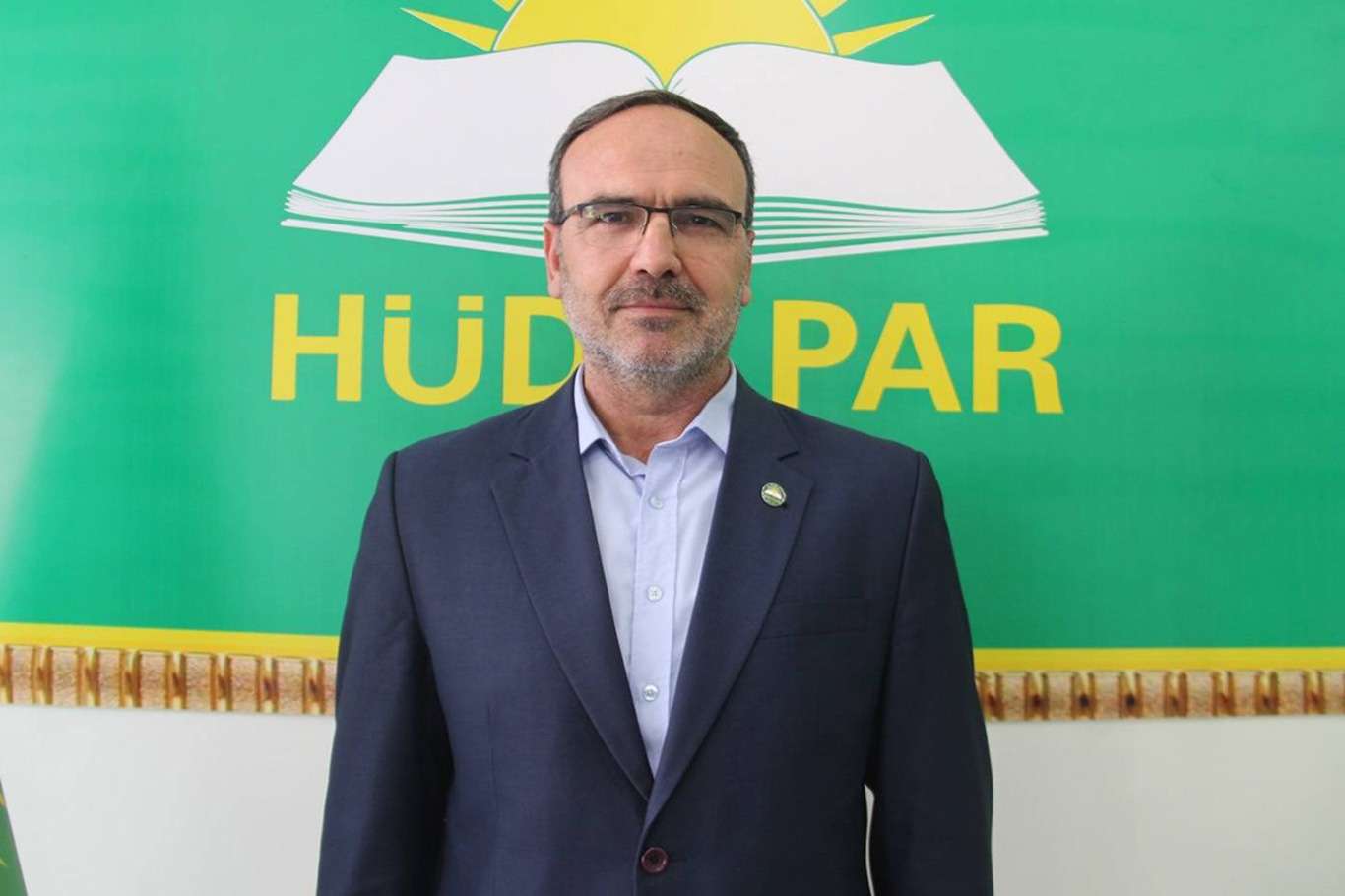 Birileri gençlerimizi ifsat etmeye çalışıyor