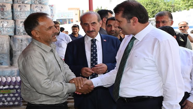 Vali Ayhan Akçakale'de çeşitli temas ve ziyaretlerde bulundu