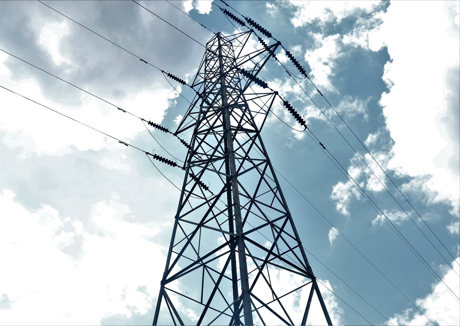 Sanayi ve işyeri elektrik fiyatlarına zam yapıldı