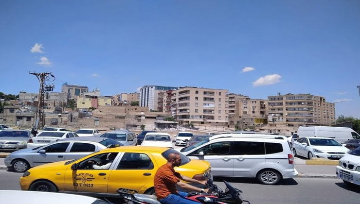 Urfa'lı yazardan Bediüzaman mezarlık sorununa çözüm