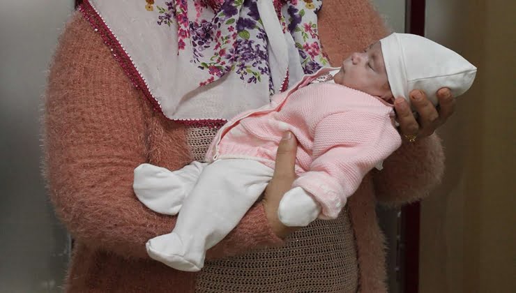 Yaz sıcaklarında anne adayları için uzmanından öneriler