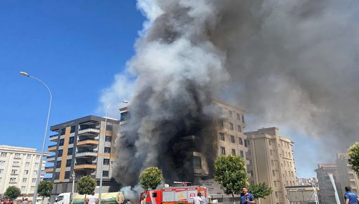 Şanlıurfa itfaiyesi: Yangına 7 dakikada müdahale ettik