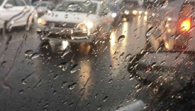 Şanlıurfa'da yaz ayında sağanak yağış