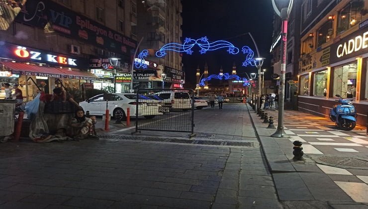 30 Ağustos Zafer Bayramı'nda yolların kapatılması sürücüleri mağdur etti