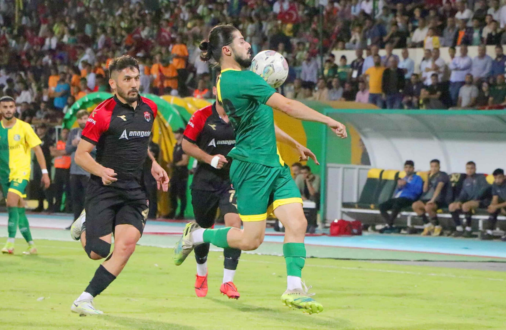 Şanlıurfaspor Ligde zirvede