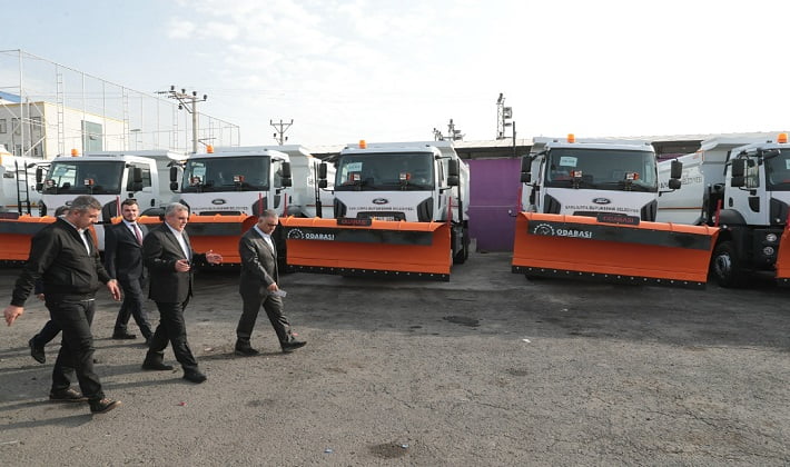Şanlıurfa'ya 27 adet kamyon getirildi
