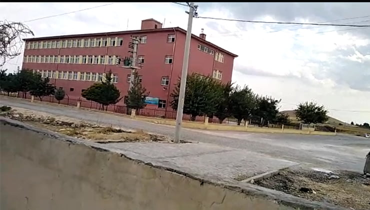 Şanlıurfa'da imam hatipte skandal! Okulda arabesk ve pop müzik çalınıyor