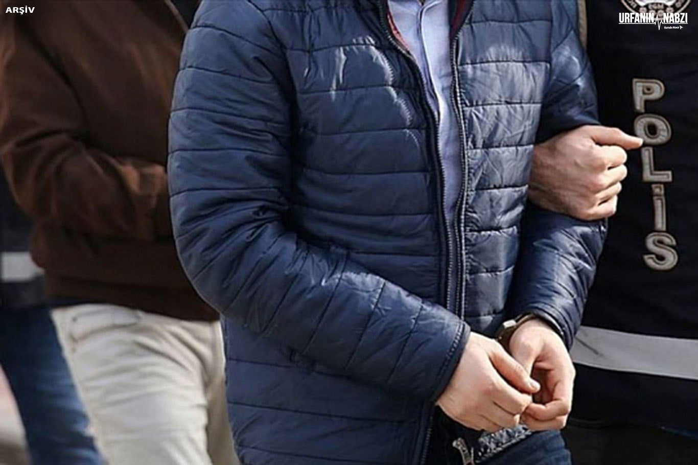 İzmir'de aranan 29 şüpheli gözaltına alındı