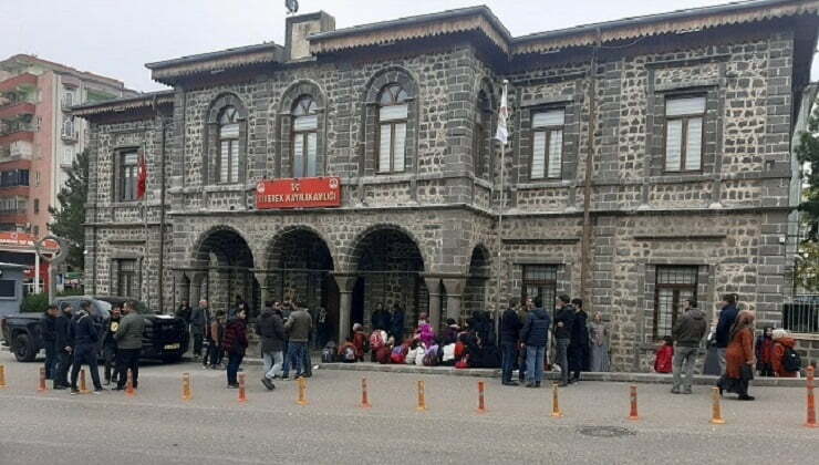 Urfa'da velililer kaymakamla görüştü