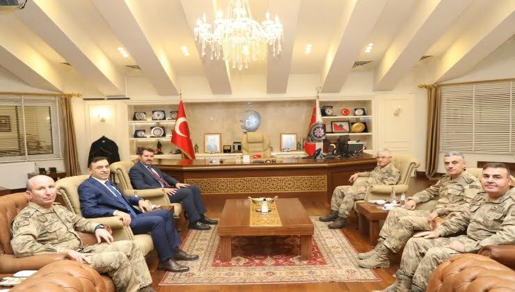 Orgeneral Arif Çetin’den Emniyet Müdürü Ulucan’a ziyaret