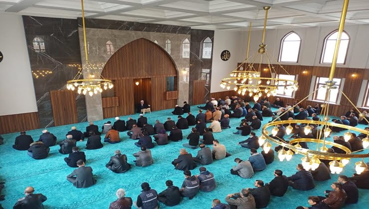 İlçe Müftüsü Koç: Allah’ın evlerini ancak O’na iman edenler inşa ederler