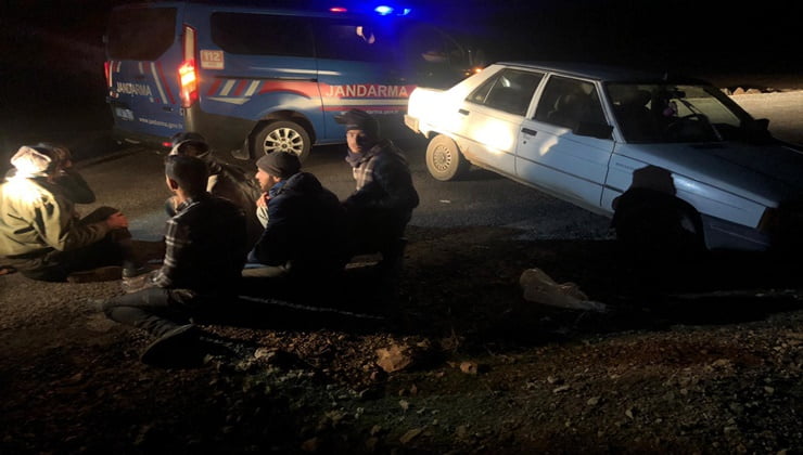 Urfa'da 83 kaçak göçmen yakalandı