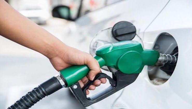 Benzine zam geliyor