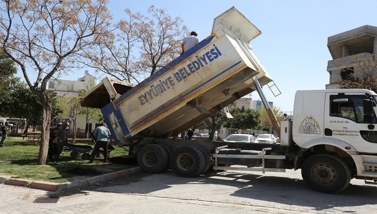 Eyyübiye'de parklar bahara hazırlanıyor