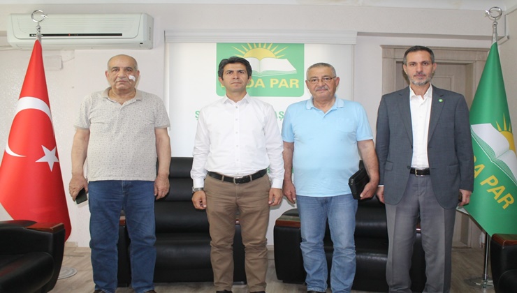 Bağımsız Suriye Kürtlerinden HÜDA PAR'a tebrik ziyareti