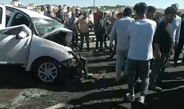 Karaköprü'de feci kaza: 2 ölü 3 yaralı