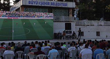Kupa heyecanını dev ekranda yaşadılar
