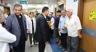 Müdür Solmaz hastaları ziyaret etti