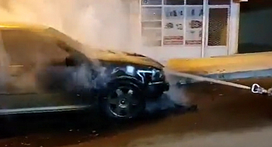 Otomobilde çıkan yangın söndürüldü