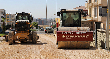 Karaköprü’de yol çalışmaları devam ediyor