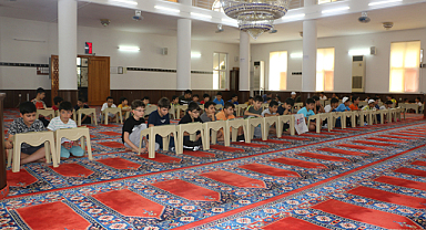 Şanlıurfa'da camiler Kur'an öğrencileri ile çiçek açtı