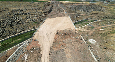 Büyükşehir’den Viranşehir’de yol çalışması