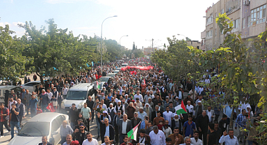 Şanlıurfa'da yüz binler Kudüs'e destek için yürüdü