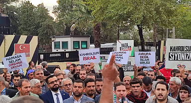 Siverekliler işgalci israil vahşetine karşı meydanlara indi