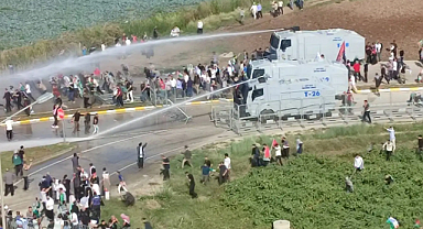 İncirlik Üssüne girmeye çalışanlara polis müdahalesi