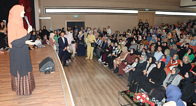 Saliha Erdim'in katıldığı seminere yoğun ilgi