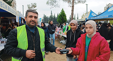 Şanlıurfa'da küçük kız kumbarasını Gazze’ye bağışladı