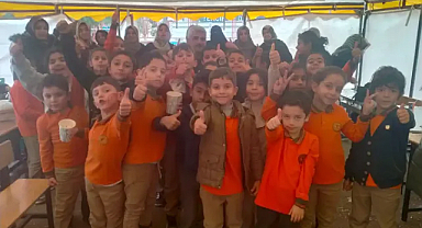 Şanlıurfa'da öğretmen ve öğrenciler Filistin için kermes yaptı