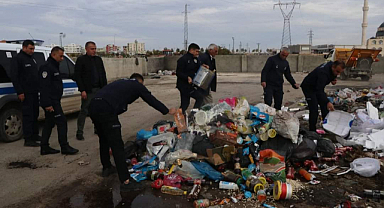 Viranşehir'de zabıta bozuk gıda ürünlerini imha etti
