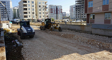 Karaköprü Batıkentte yeni yollar kazandırılıyor