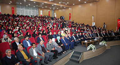 Şanlıurfa'da 'Filistin gecesi' paneli düzenlendi