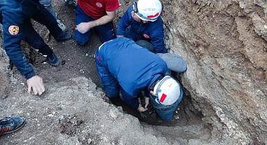 Şanlıurfa'da göçük altında kalan vatandaş kurtarıldı