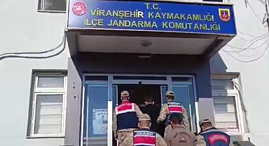 Şanlıurfa'da kaçakçılara operasyon! Çok sayıda silah ve mühimmat ele geçirildi
