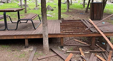 Şanlıurfa'da parkta yapılanlar tepkilere neden oldu