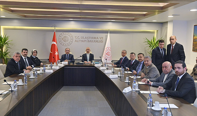 Milletvekilleri nihayet adım attı! Seçim odaklı mı, çözüm odaklı mı?