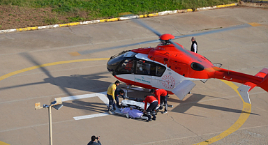 Şırnak'ta havalanan ambulans helikopter Şanlıurfa’ya indi